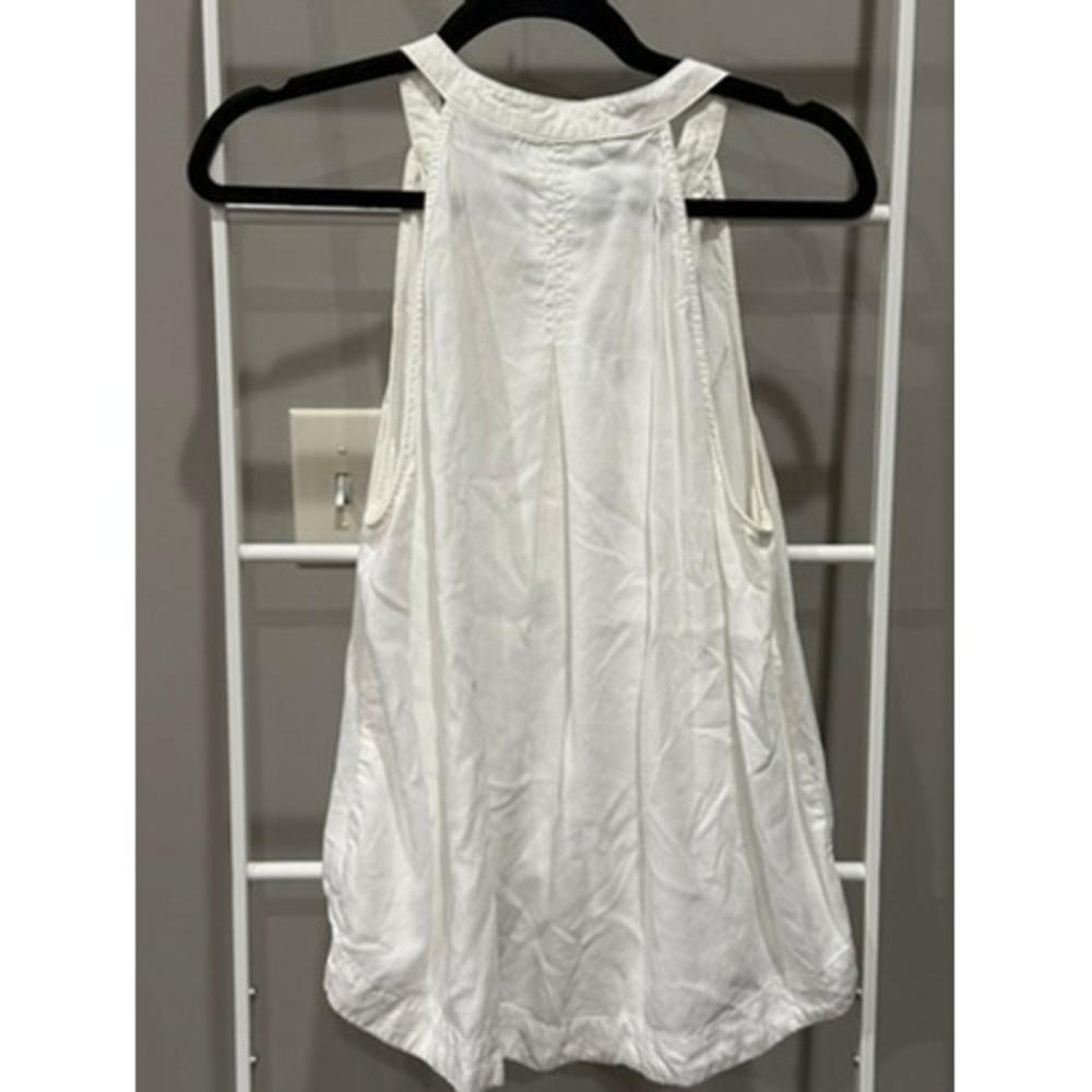 cloth & stone White Sleeveless Henley Tank Top - Picture 8 of 9